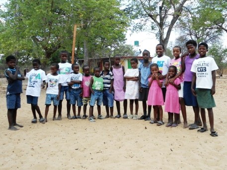 de kinderen van Children's Home Kitty